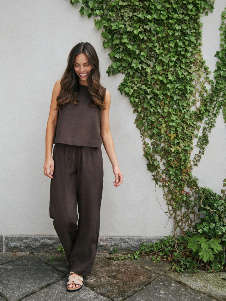 Neo Noir Sonar Linen Pants Dark Brown