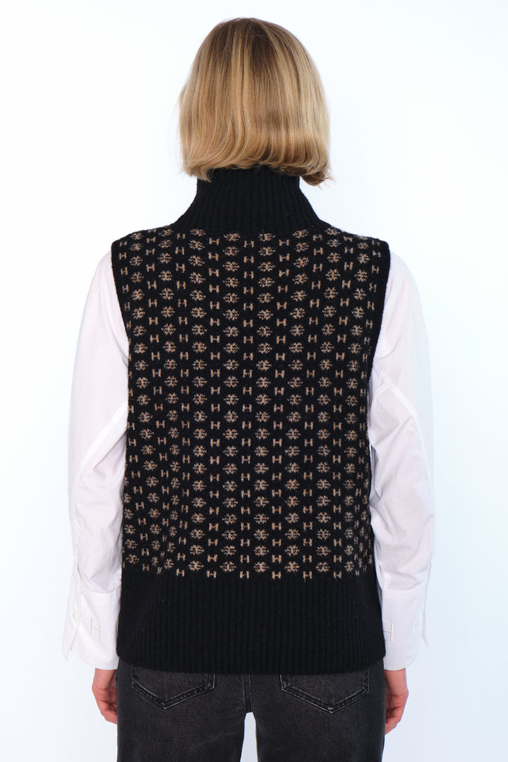 Hést LOGO Vest Jet Black