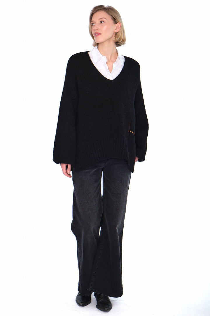 Hést SOFIE V-neck Sweater Jet Black