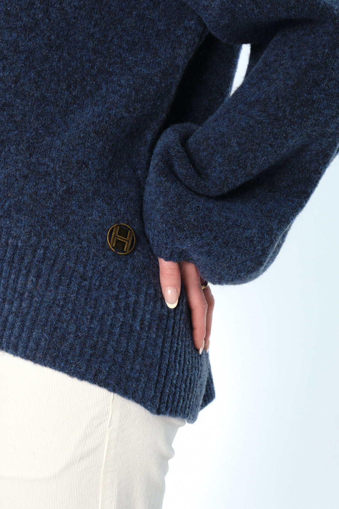 Hést Patch Short Sweater True Navy