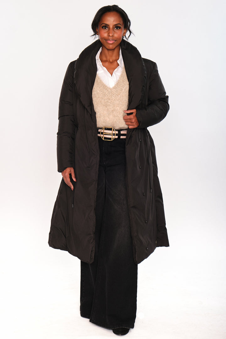 Hést VEDA Coat Jet Black