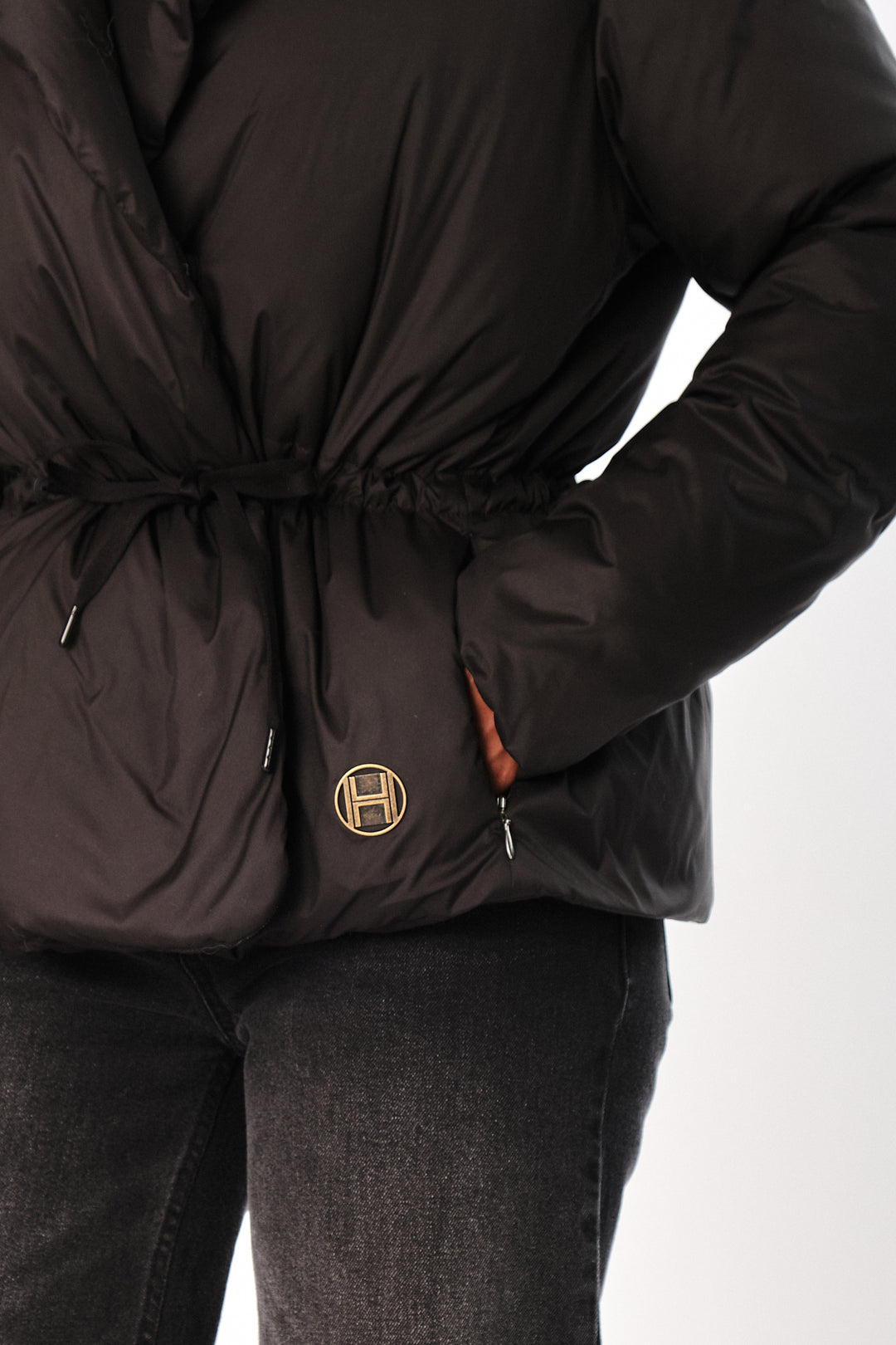 Hést VEDA Jacket Jet Black