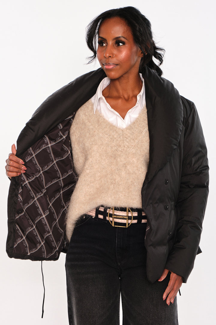 Hést VEDA Jacket Jet Black