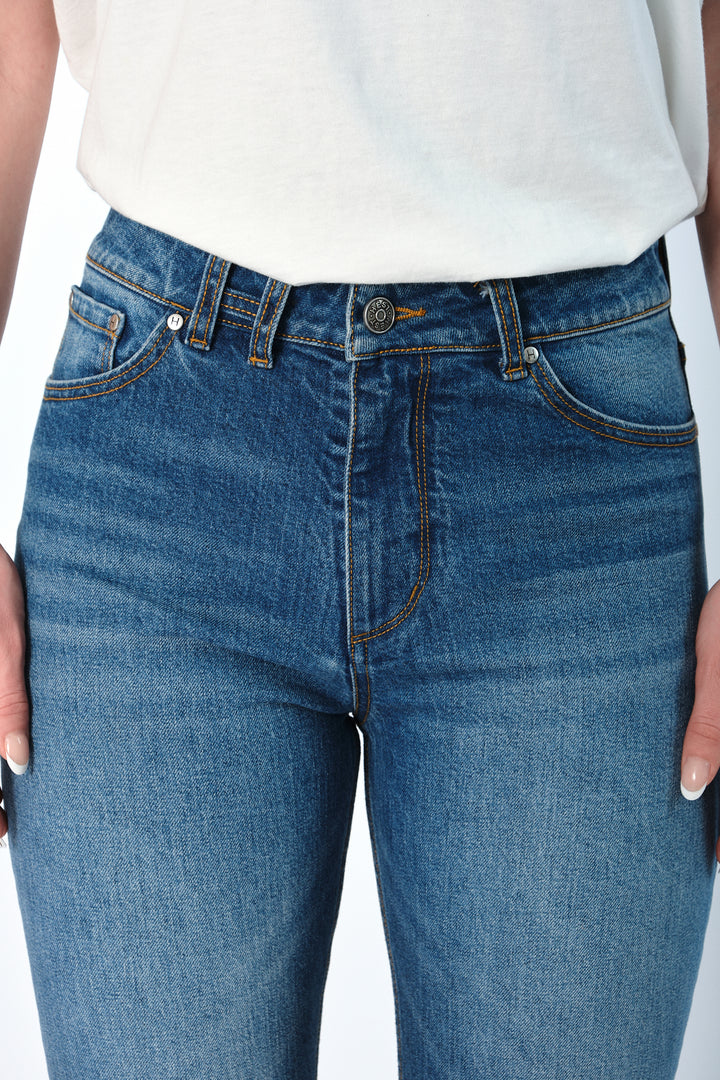 Hést SONYA Bootcut Medium Wash Denim