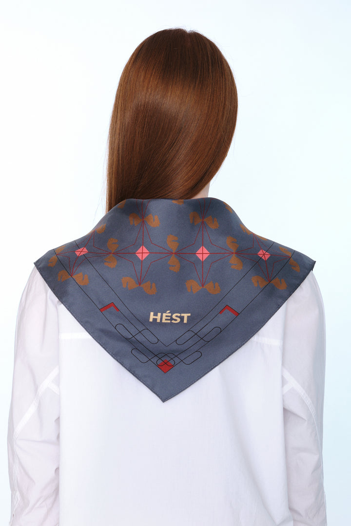 Hést ELIZA Silk Scarf Small Nightshadow Blue