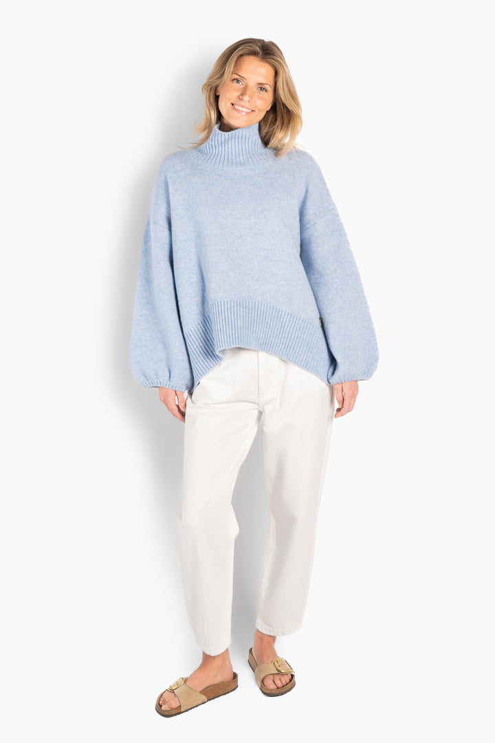 HÉST Patch Short Sweater Skyway