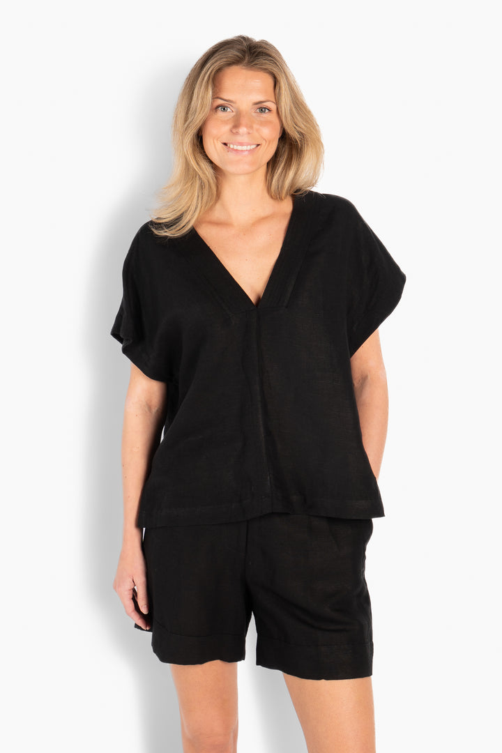 HÉST Emilie Shorts Jet Black