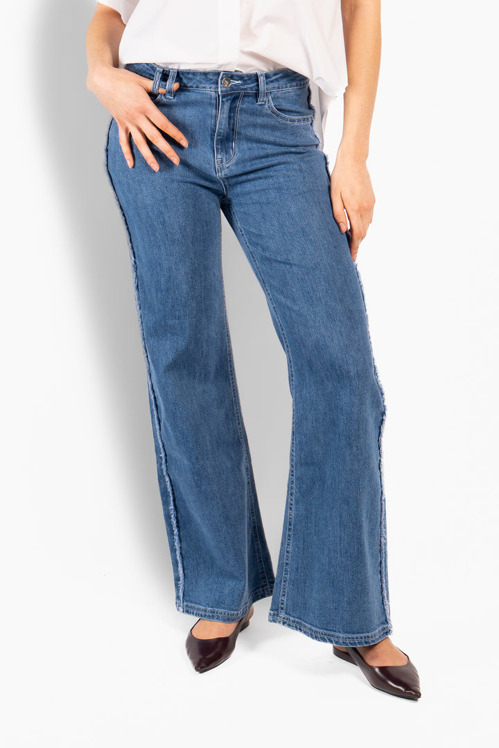 HÉST Dharma Jeans