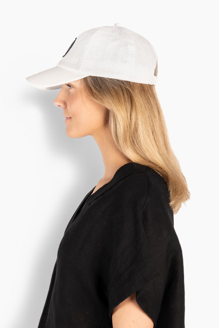 HÉST LEONE Cap Optical White