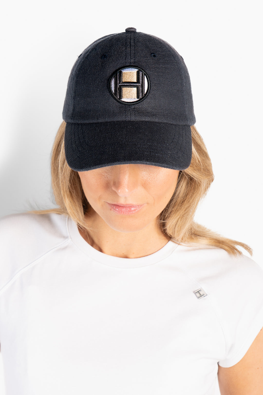 HÉST LEONE Cap Jet Black