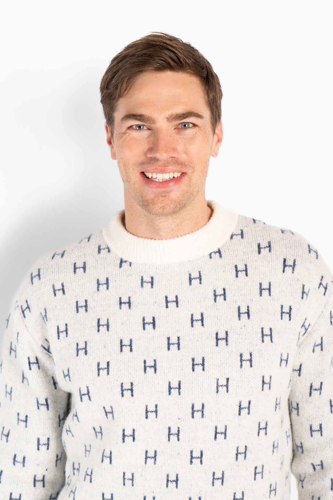 HÉST Frank Knitted Sweater White Alyssum