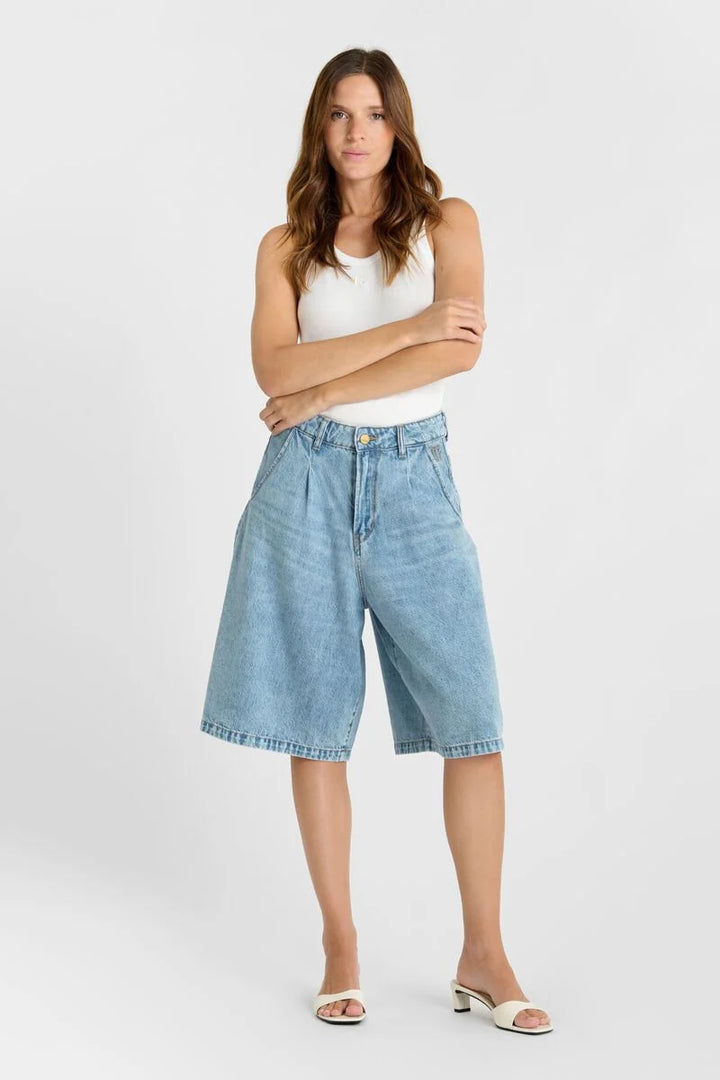 Le Temps des Lova Denim Bermuda Shorts