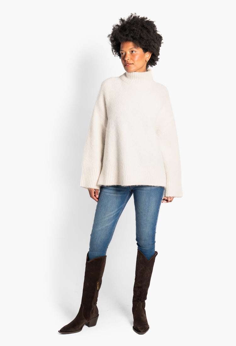 Noelle Sweater White Alyssum