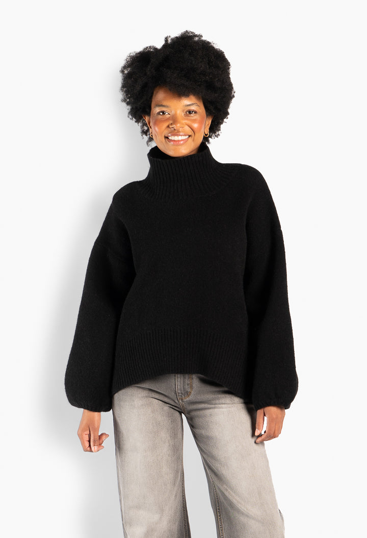 Fam Patch Short Sweater Jet Black