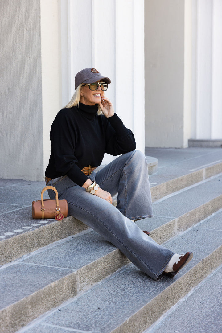 Aitana Sweater 9000 Jet Black