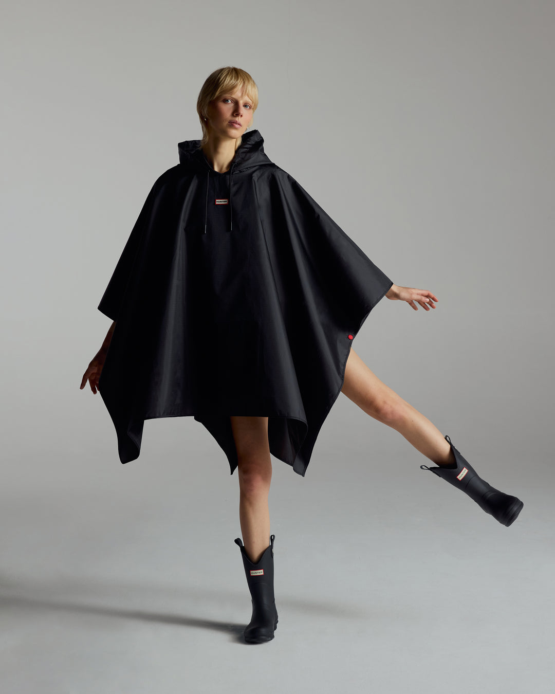Hunter Packable Poncho Black