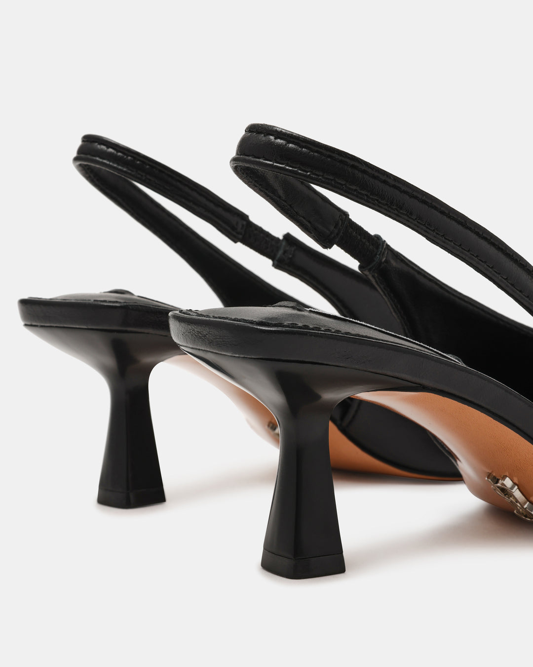 Alari Black Leather