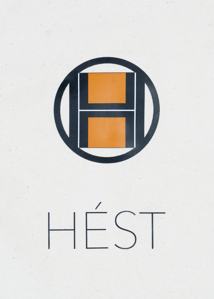 Hést Tote Bag