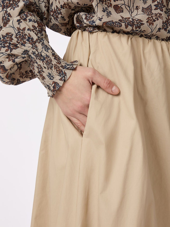Neo Noir Ober Long Balloon Skirt Sand